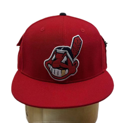 Baseballpetten met een speciale rits in de zijkant