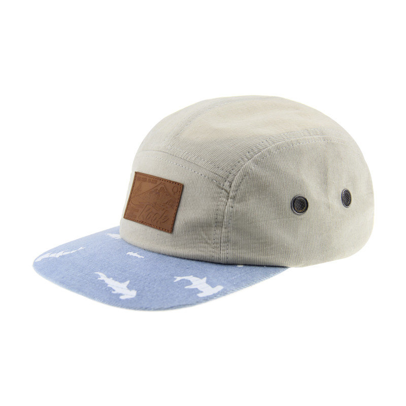 Op maat gedrukte corduroy snapback hoed met platte piek en leren riem